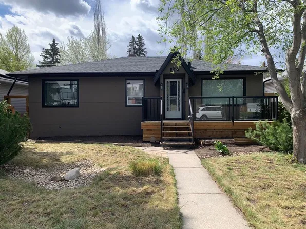 2203 N 25th Ave NW, Calgary, AB T2M 2C2