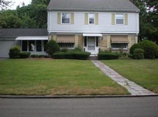 114 Emerson St, Springfield, MA 01118