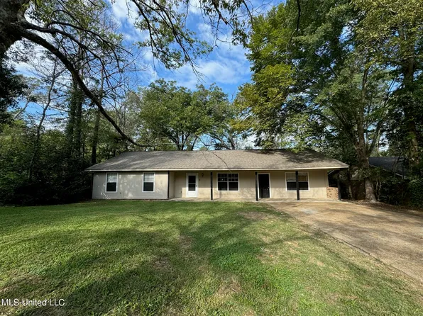 1771 Casteel Dr, Jackson, MS 39204