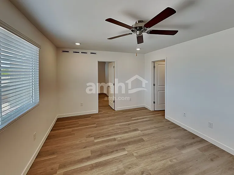 6144 W Calle Lago — Photo 9