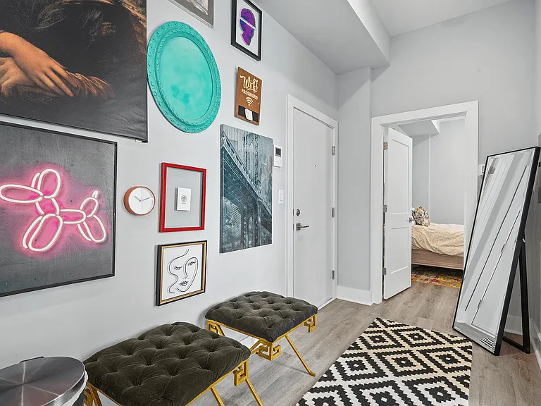 Dickinson Lofts — Photo 42