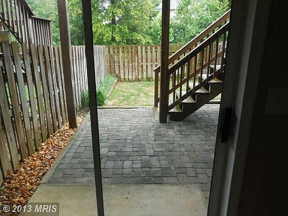 2nd image of 3916 Saint Michaels Sq