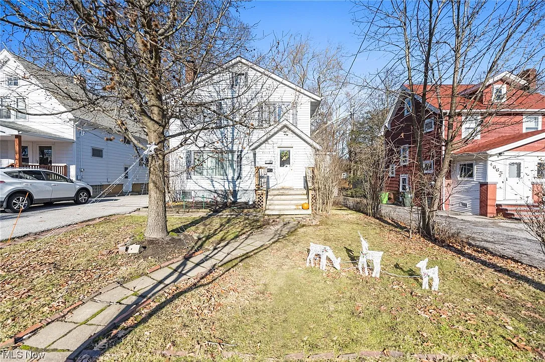 4661 Liberty Rd photo 1