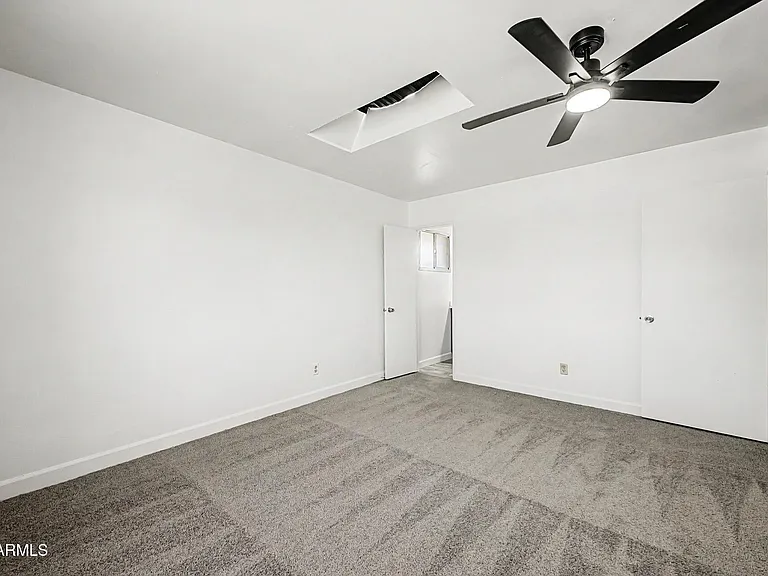 1243 E Riviera Dr — Photo 15
