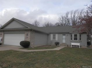 6248 Dallas St, Monroe, MI 48161