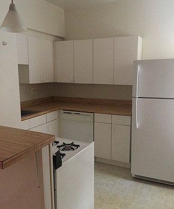 4th image of 707 W Cornelia Ave APT 3F