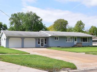 510 SE 5th St, Eagle Grove, IA 50533