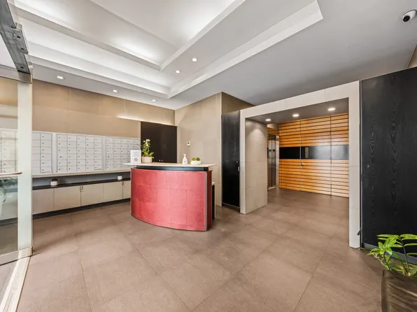 148 West 23rd Street image 8 of 9