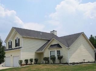 5166 Round Table Dr, Ellenwood, GA 30294