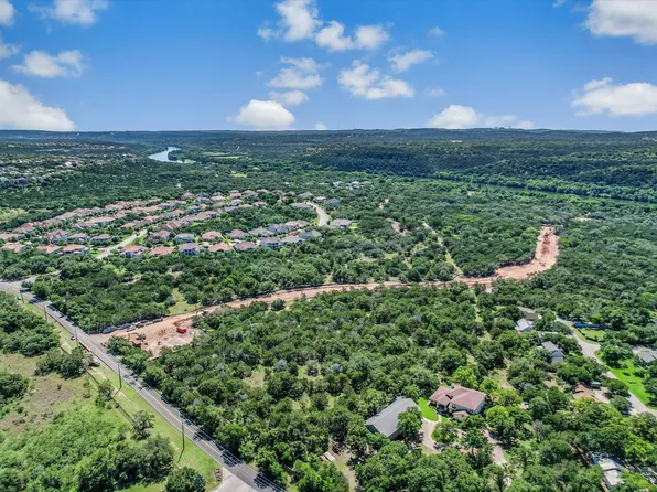 902 S Quinlan Park Rd, Austin, TX 78732