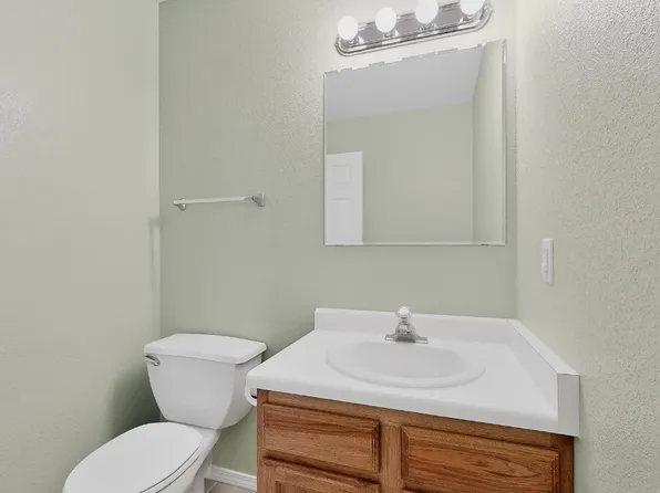 1079 Neck Ln, Elizabeth, NJ 07201