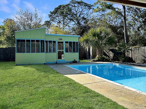 4th image of 1432 El Sereno Pl