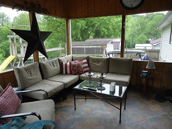5th image of 44 N Travis Dr
