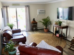 1283 Ocean St APT 4, Marshfield, MA 02050