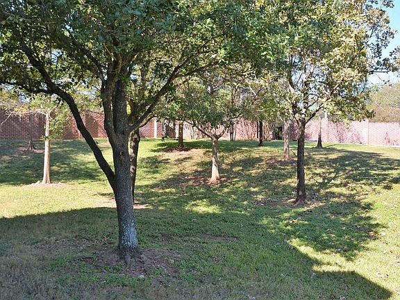 5th image of 5515 Davis Ln Unit 23