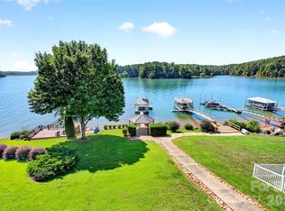 831 Lake Club Dr, Nebo, NC 28761