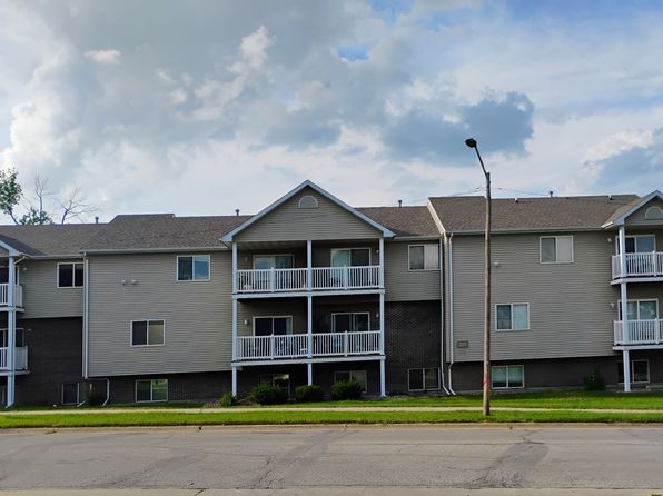 203 Jewel Dr