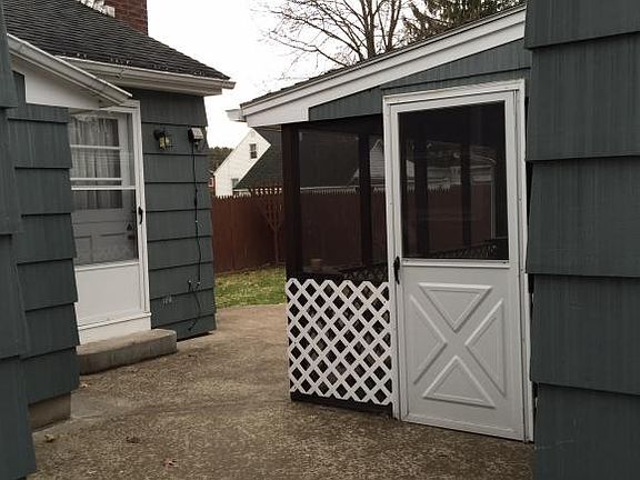 2nd image of 50 Parker Ave