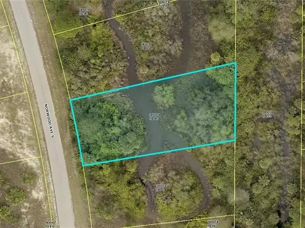 453 Norwood AVE S, LEHIGH ACRES, FL 33974