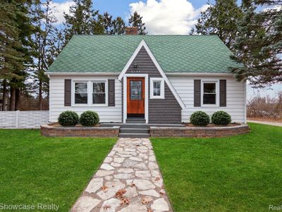 6284 Silver Lake Rd, Linden, MI, 48451
