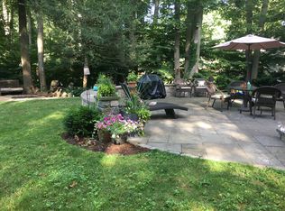 27 Tallwood Dr, Seekonk, MA 02771