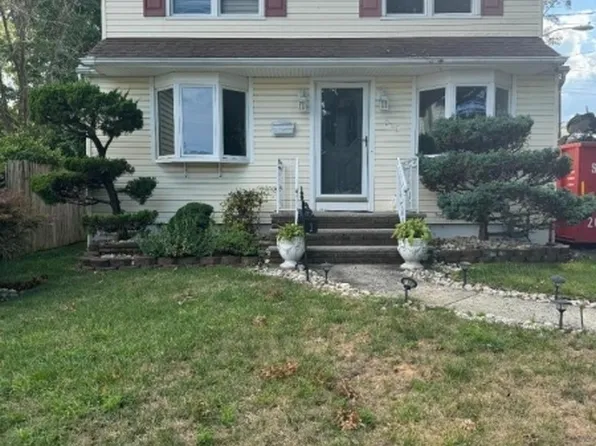 1 Lionel St, Clark Twp., NJ 07066