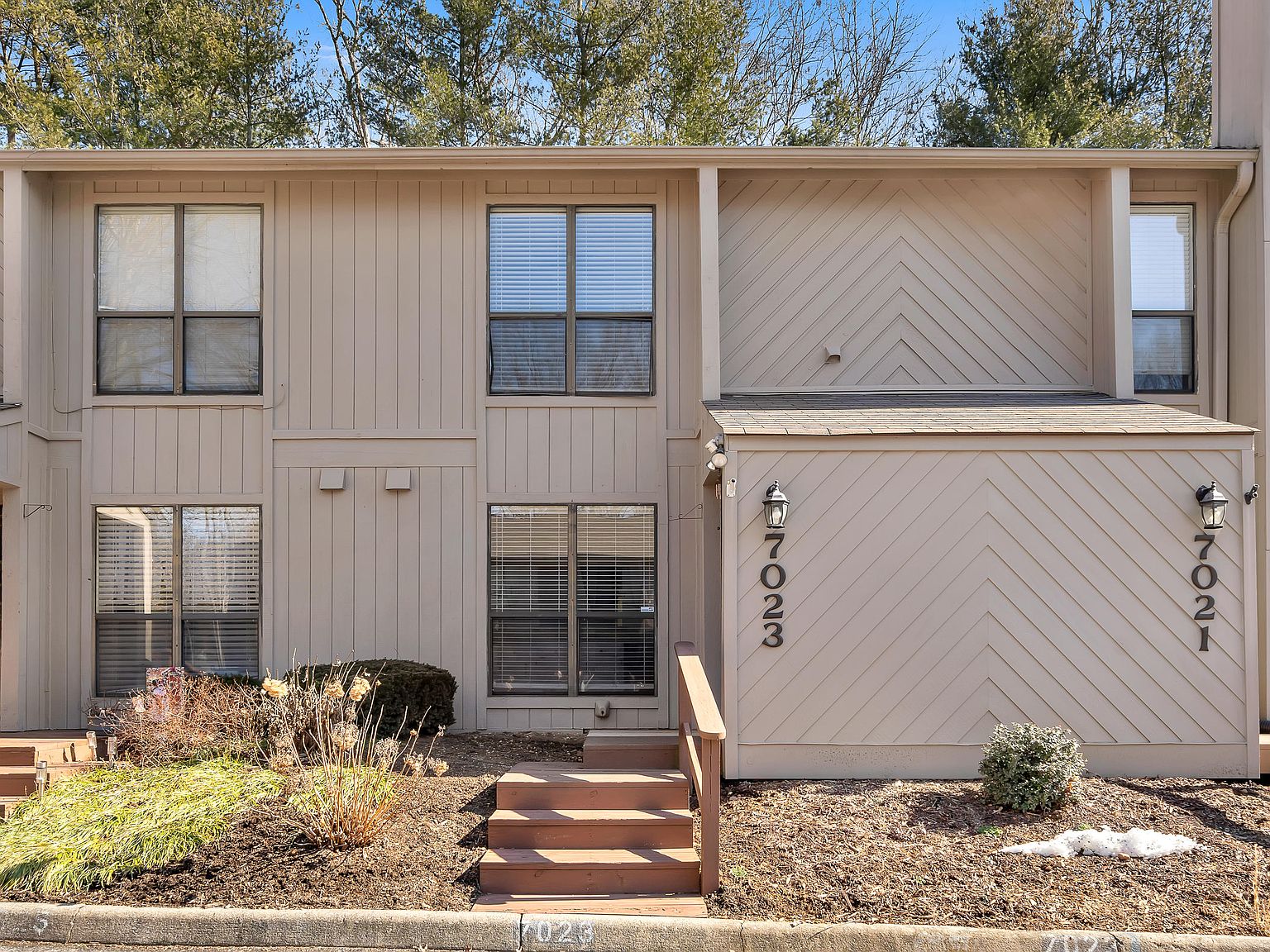 7023 Oak Ct Roanoke Va 24018 Zillow