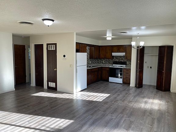 2nd image of 1713 McKinley Ave #C