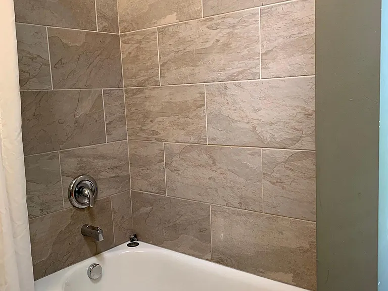379 E Tompkins St — Photo 13