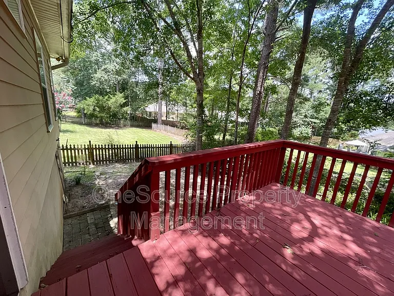 979 Watersview Dr — Photo 21