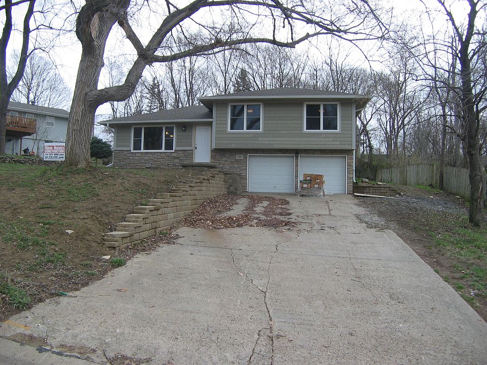 1st image of 709 N Hazel St