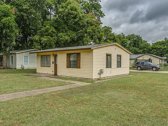 2nd image of 5819 Posey Ln