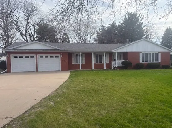 700 N I St, Monmouth, IL 61462