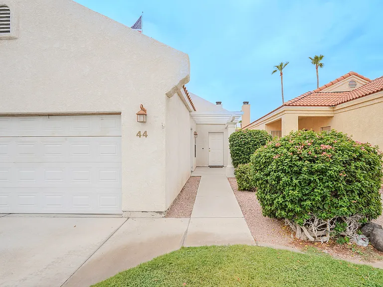 1825 E Shore Villas Dr #DRIVE44 — Photo 21