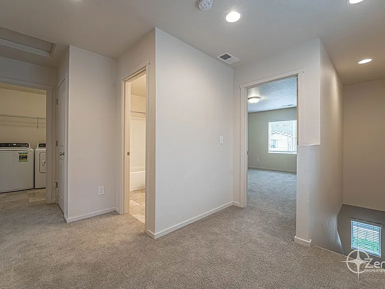 1400 NE 85th Way — Photo 19