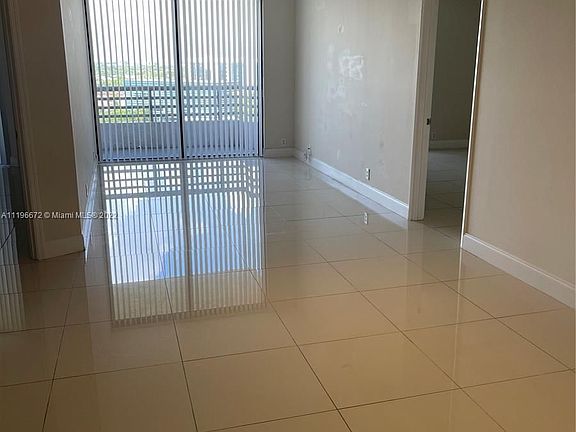3rd image of 3300 NE 191st St APT 1604