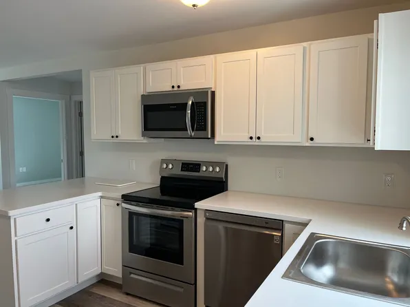 661 Laporte Road, 661 Laporte Rd #1, Morrisville, VT 05661