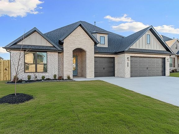 2nd image of 503 Steep Hill Ln