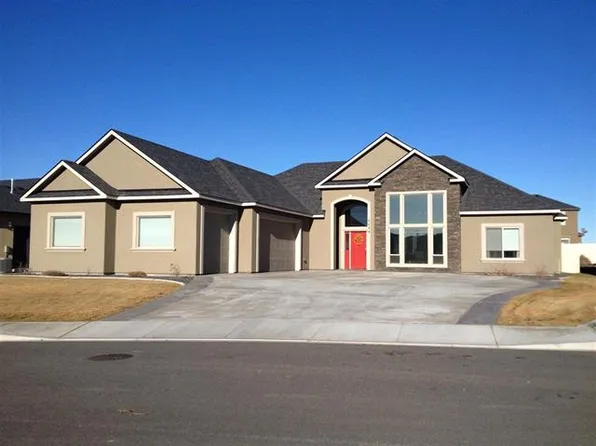 6694 Opal Ct, West Richland, WA 99353