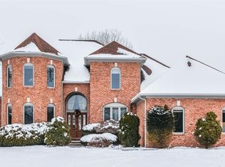 5001 Quincy Ct, Saline, MI 48176