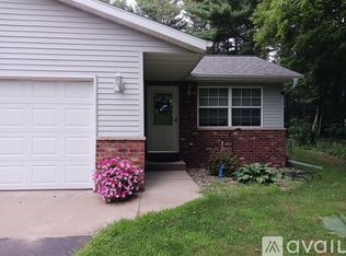 2402 Deepwood Ct, Plover, WI 54467