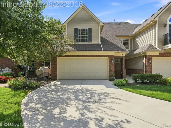 55407 Ambassador Ct, Shelby Township, MI 48316