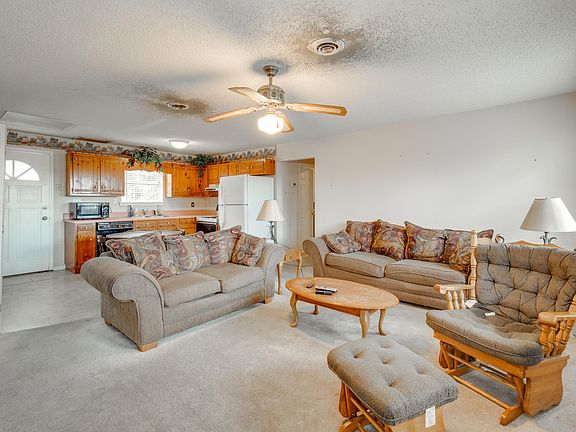 5th image of 10123 Birchwood Pike