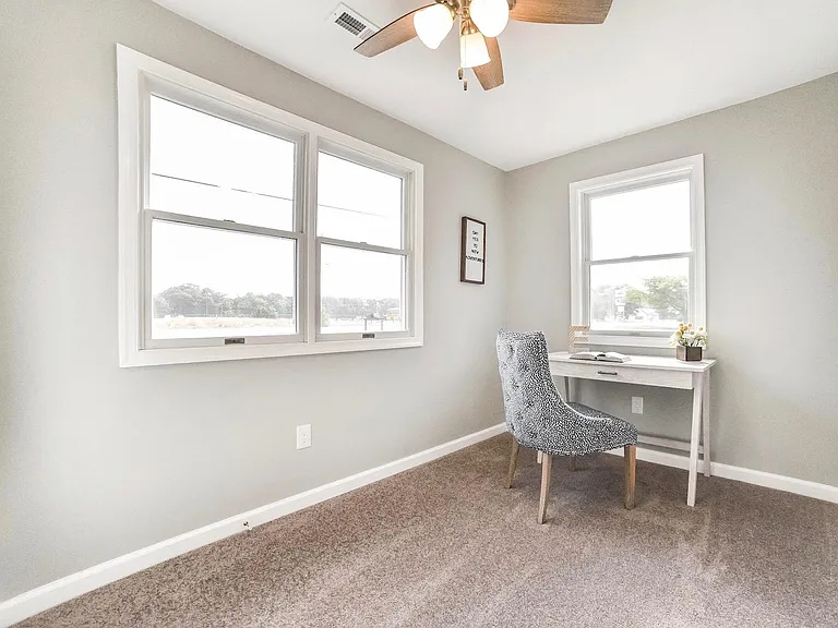 23977 Point Lookout Rd — Photo 21