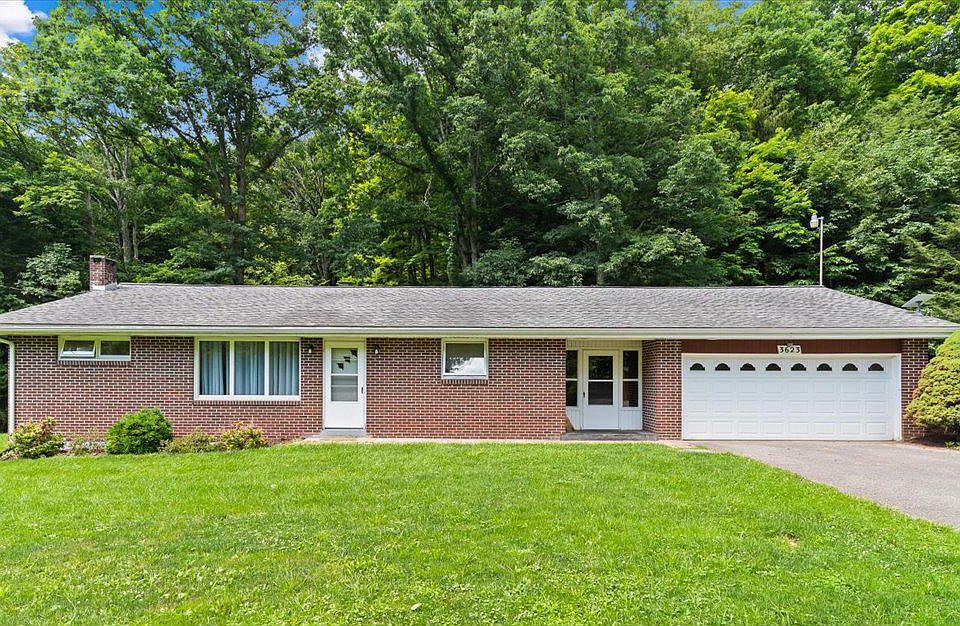 1st image of 3623 Bear Creek Rd