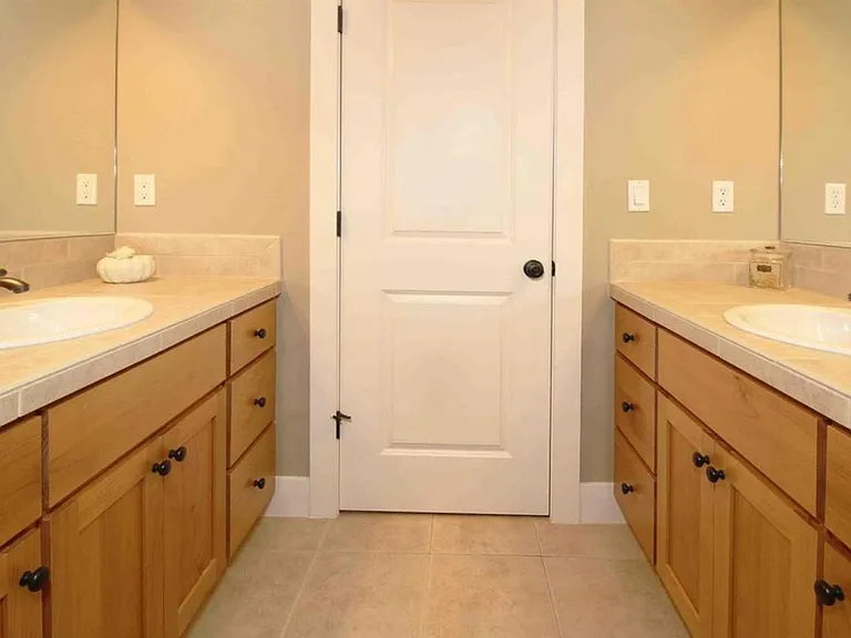 Upstairs bathroom