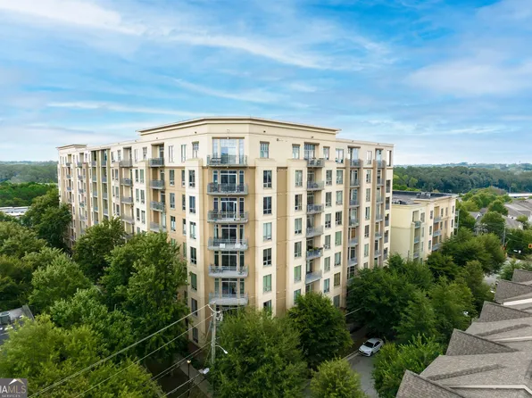 711 Cosmopolitan Dr #239, Atlanta, GA 30324