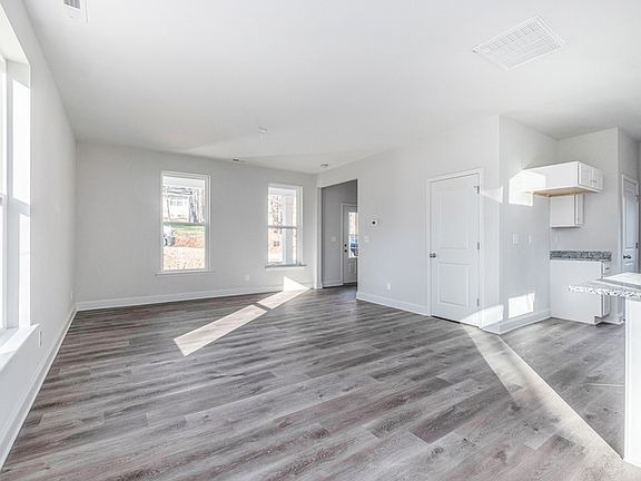 3rd image of 13420 Central Ave