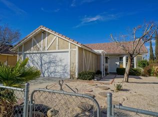 4901 Essex Dr, Palmdale, CA 93552