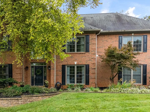 10655 Forest Crest Rd, Knoxville, TN 37922